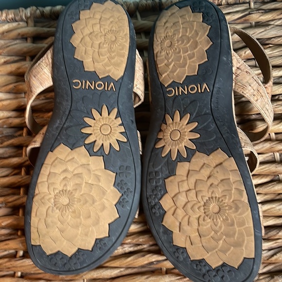 Vionic sandals - Picture 5 of 6